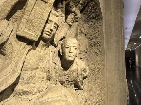 乐红网 锐评｜铭记历史 致敬正义